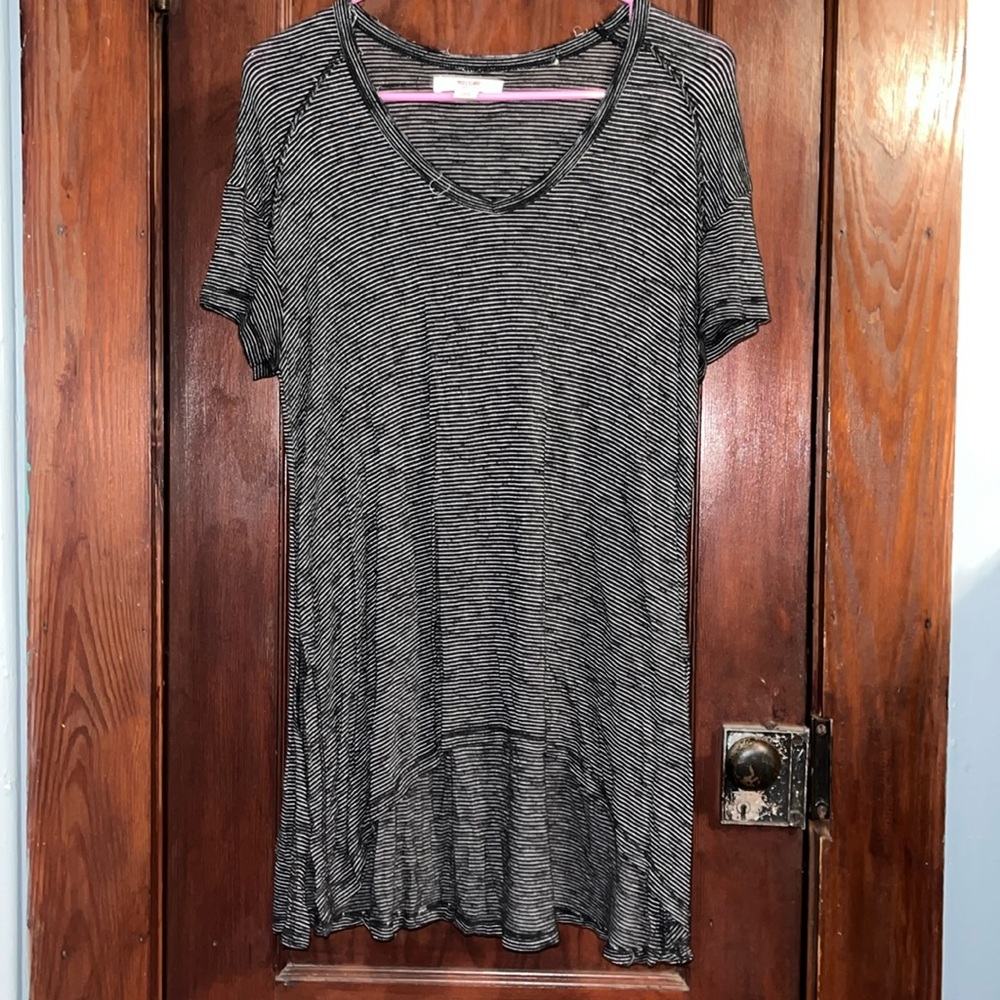 Distressed Tunic by Mossimo, size small, black & white striped